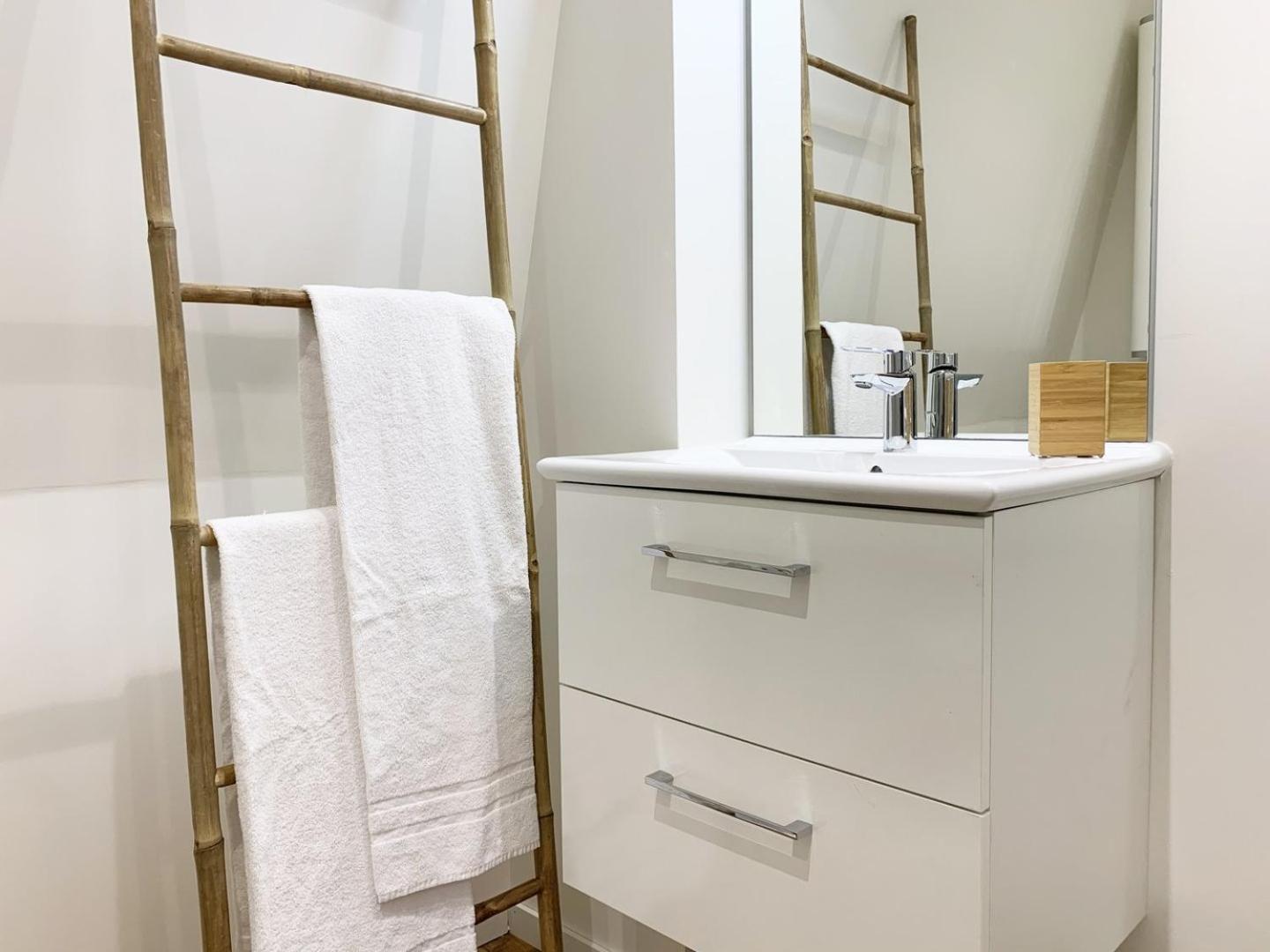 Monet - Appartement Pour 2 Personnes ชาร์ตร ภายนอก รูปภาพ