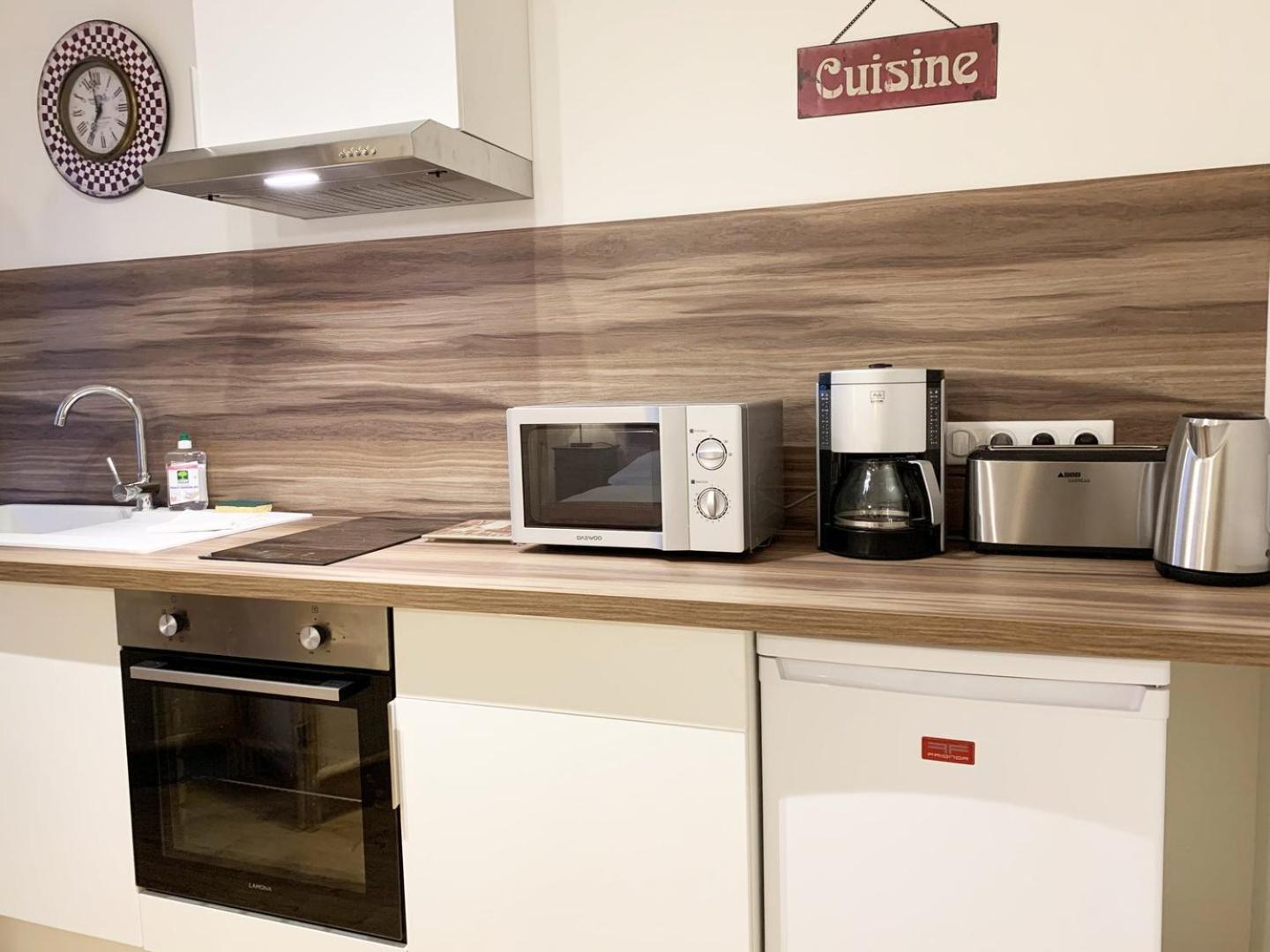Monet - Appartement Pour 2 Personnes ชาร์ตร ภายนอก รูปภาพ
